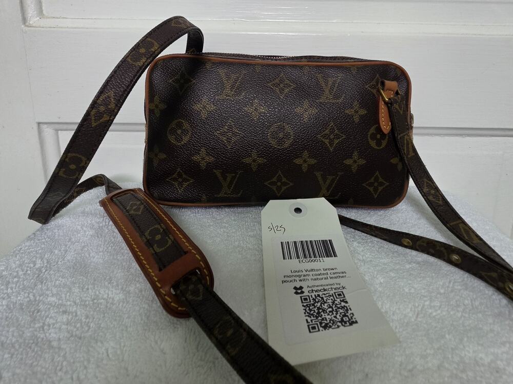 Louis Vuitton Monogram Pochette Marley Bandouliere w/COA & Dust Bag